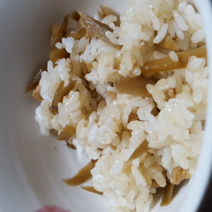 子供も喜ぶ ごぼうたっぷりでおいしい鶏飯 レシピ 作り方 By みゆまま1 楽天レシピ 子供も喜ぶ ごぼうたっぷりでおいしい鶏飯 レシピ 作り方 By みゆまま1 楽天レシピ